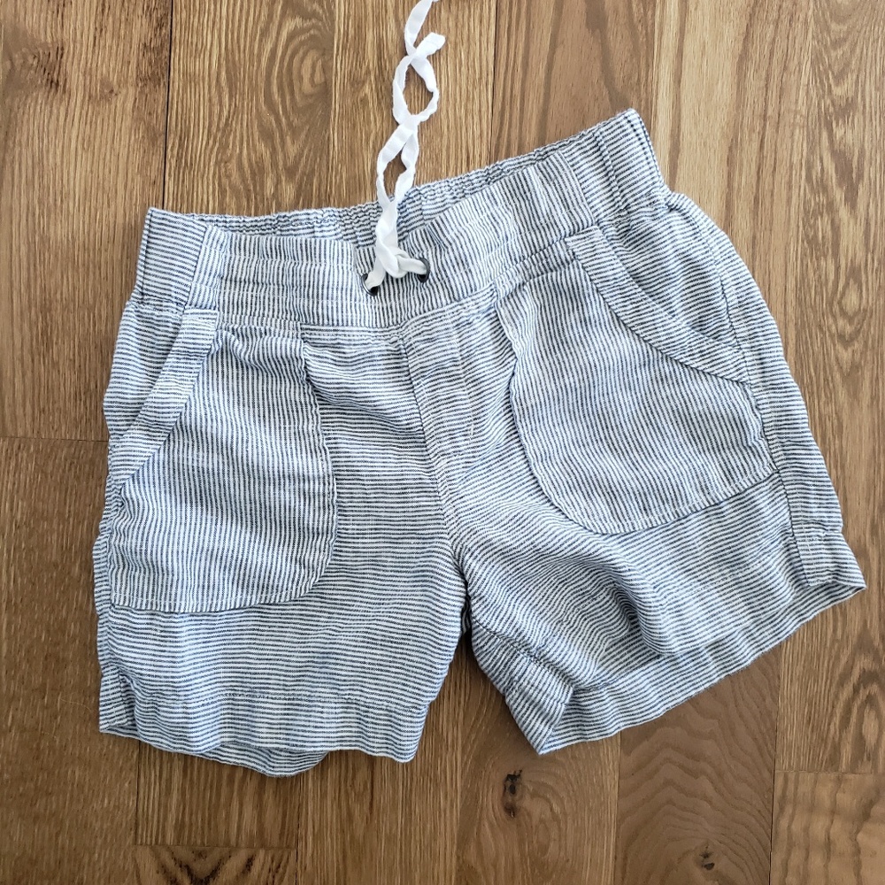 Athleta 100% linen shorts